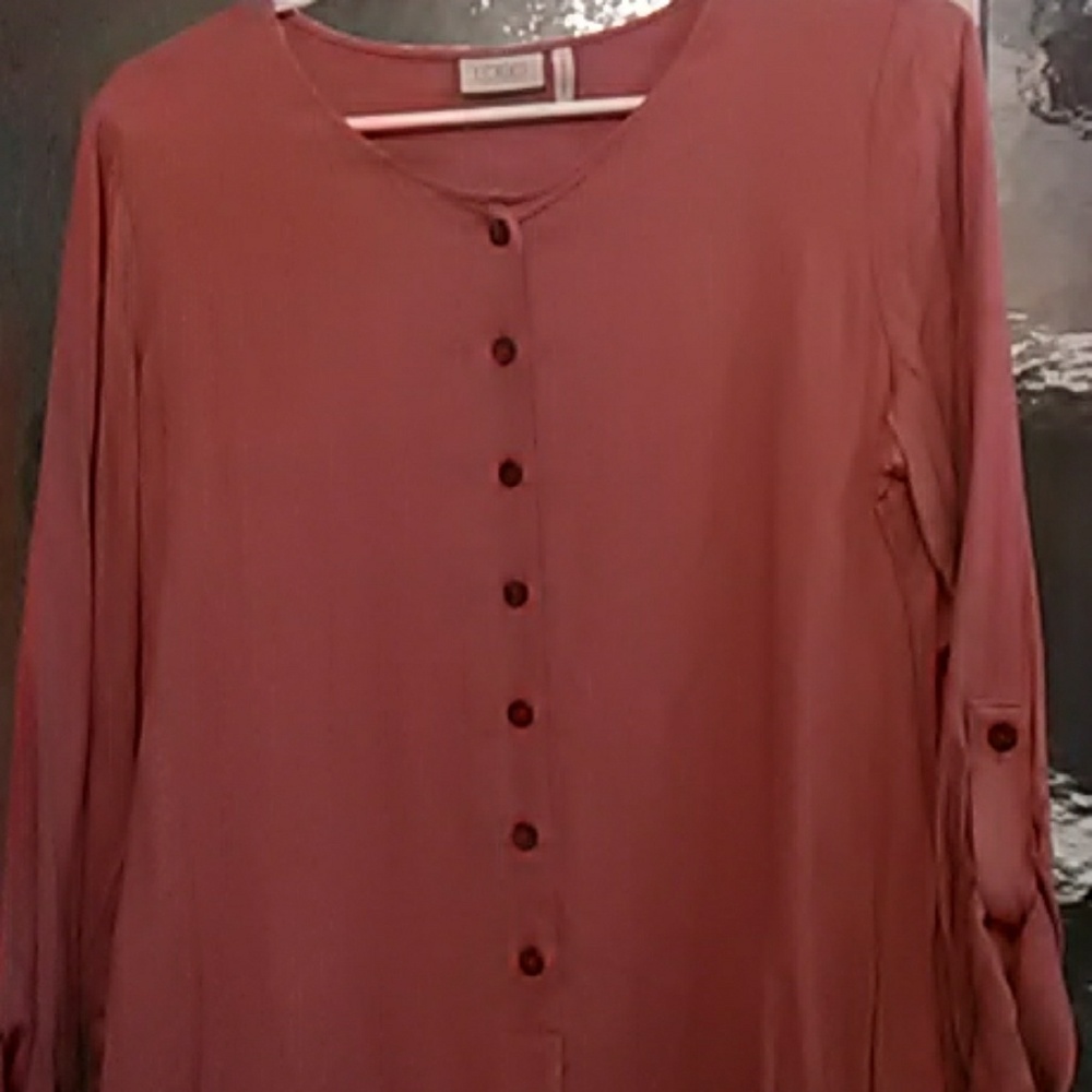 Lori Goldstein's famous tunic top